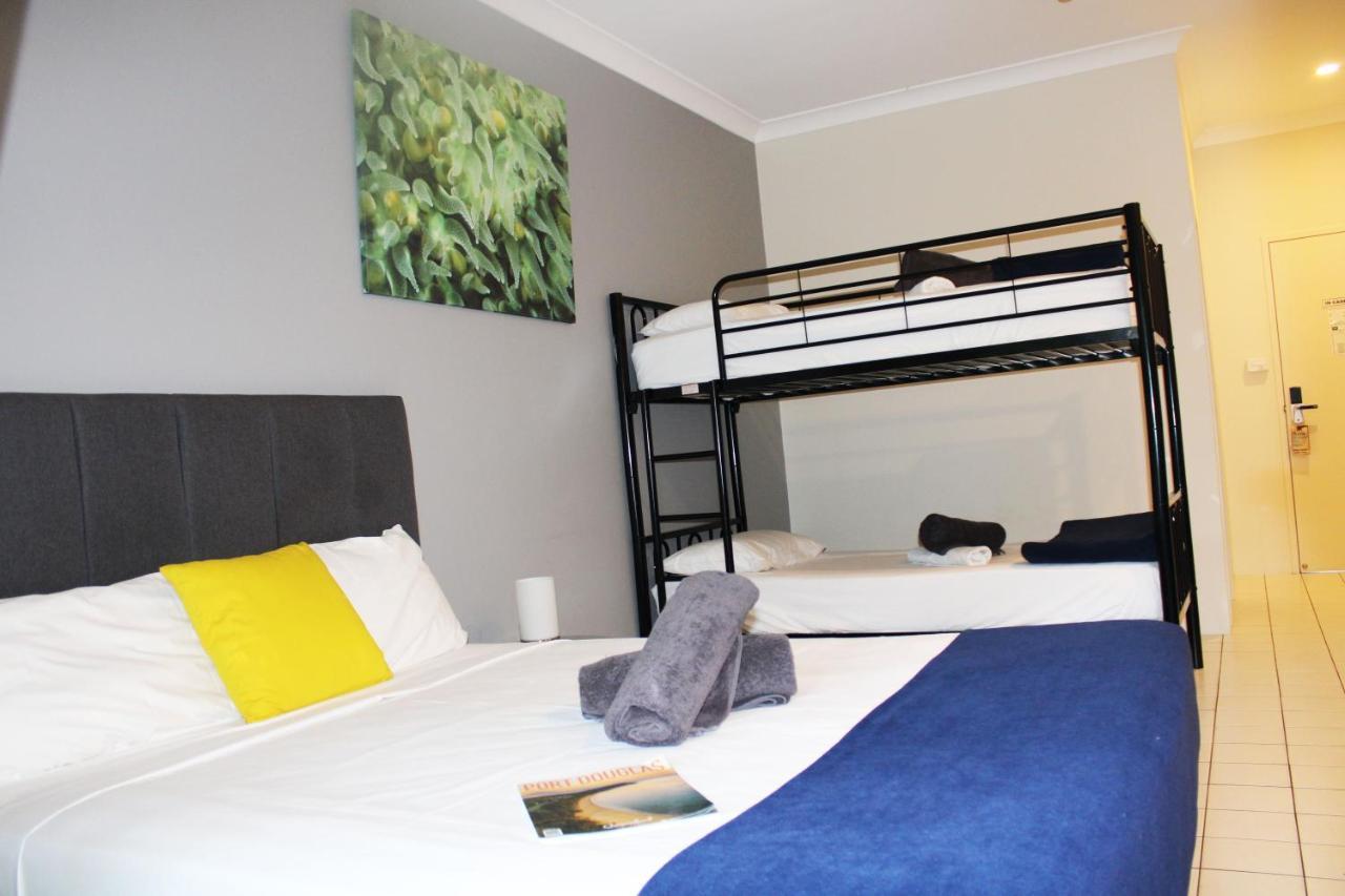 Coral Beach Lodge Port Douglas Eksteriør billede